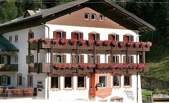 Hotel Alpino Plan Selva di Val Gardena Exterior foto